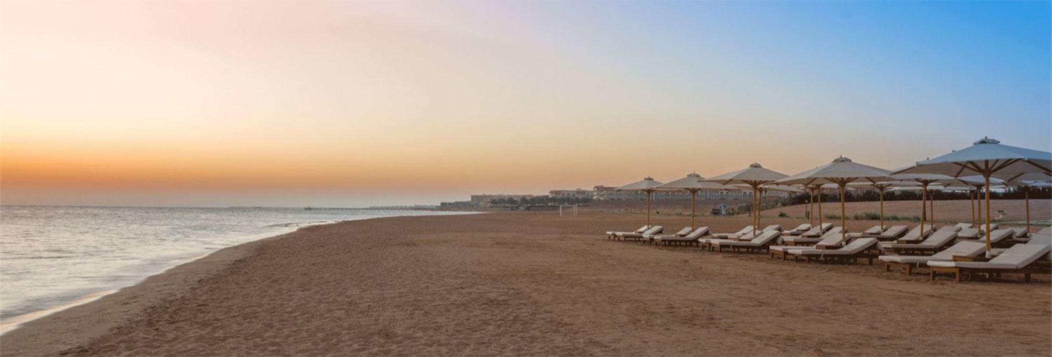 Baron Palace Sahl Hasheesh Hurgada Dış mekan fotoğraf Sunset at the beach