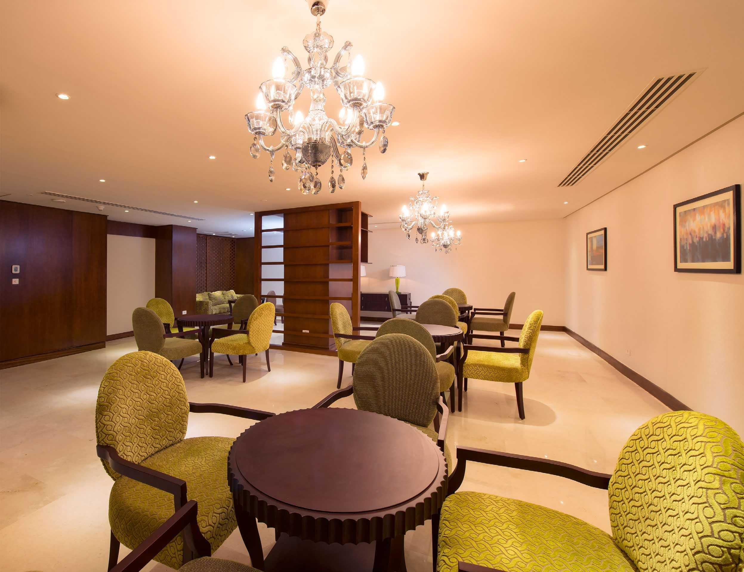 Baron Palace Sahl Hasheesh Hurgada Dış mekan fotoğraf The Club Lounge at the airport